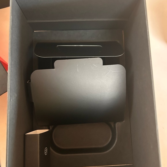 Beats2Box with sticker, and instruction booklet - Picture 6 of 10